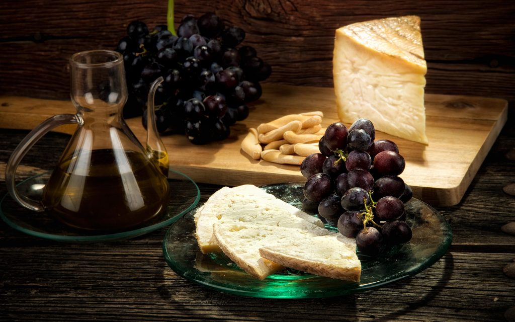"Uvas con queso, saben a beso" - Refrán popular español - Fotografía de © Jorge Garrido